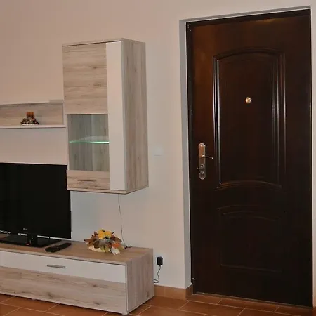 Eva Apartman