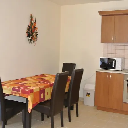 Apartment Eva Apartman Cserkeszolo