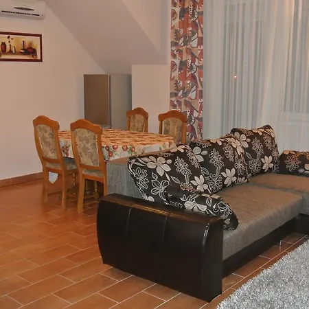 Eva Apartman Apartment