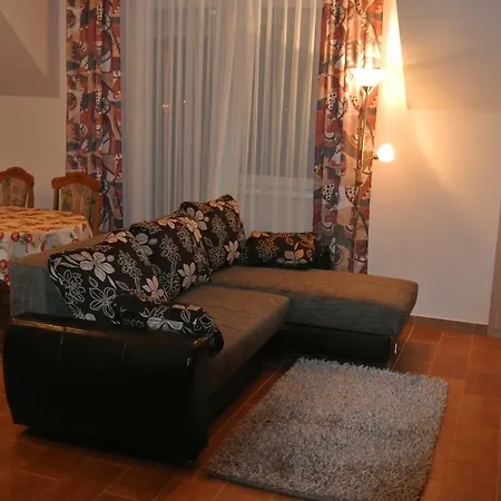 Eva Apartman Apartment